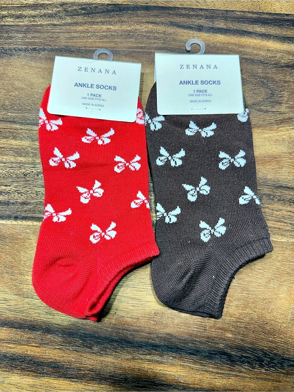 ZENANA Bow Print Ankle Socks 2-Pack Red & Black
